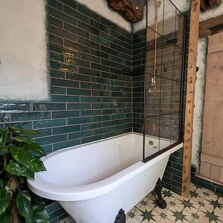 Witchcraft And Wizardry - Feriehus